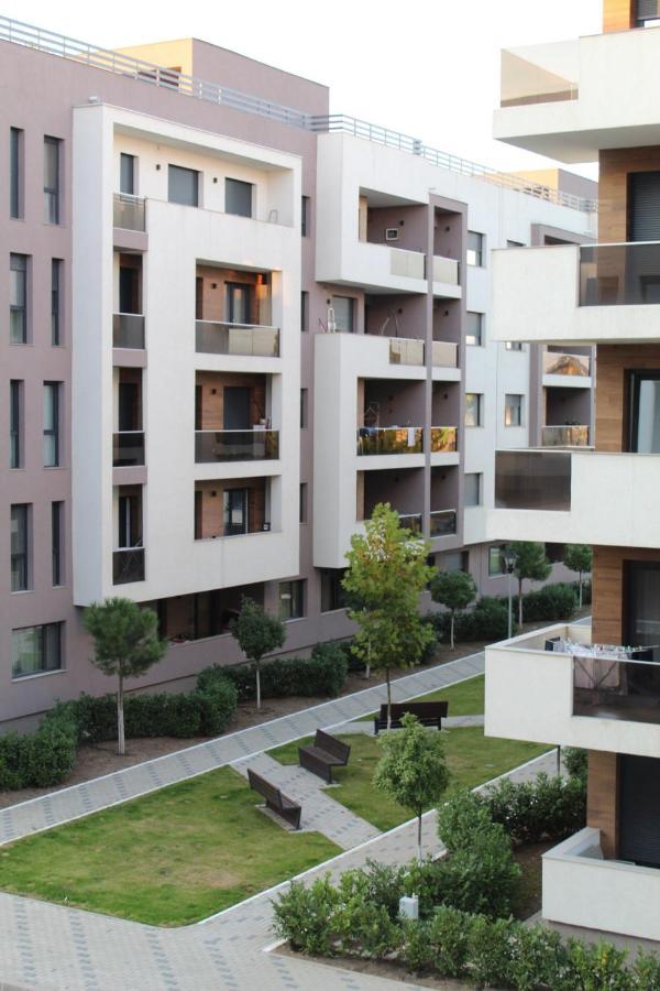 Apartman Sarah Apartment Oradea Exterior photo